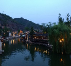 资阳古北水镇攻略(古北水镇温泉攻略)