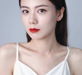 资阳兼职模特要打点模卡吗(兼职做模特要交钱拍模卡)