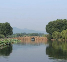 资阳杭州游玩攻略(无锡到杭州游玩攻略)