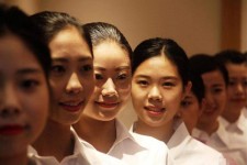 资阳私人伴游招聘 度假区万元月薪招“泳装伴游”