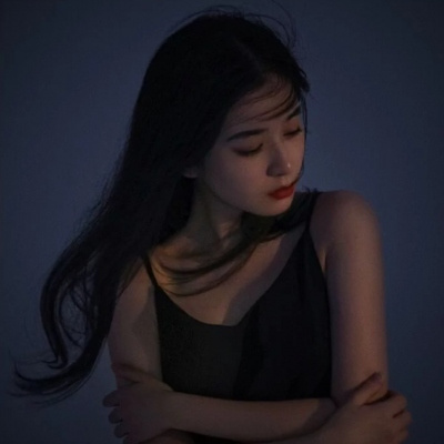 资阳伴游女生谢悦悦的资料