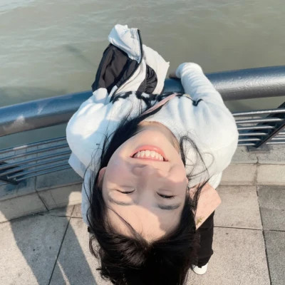 资阳伴游女生李琳洁的资料