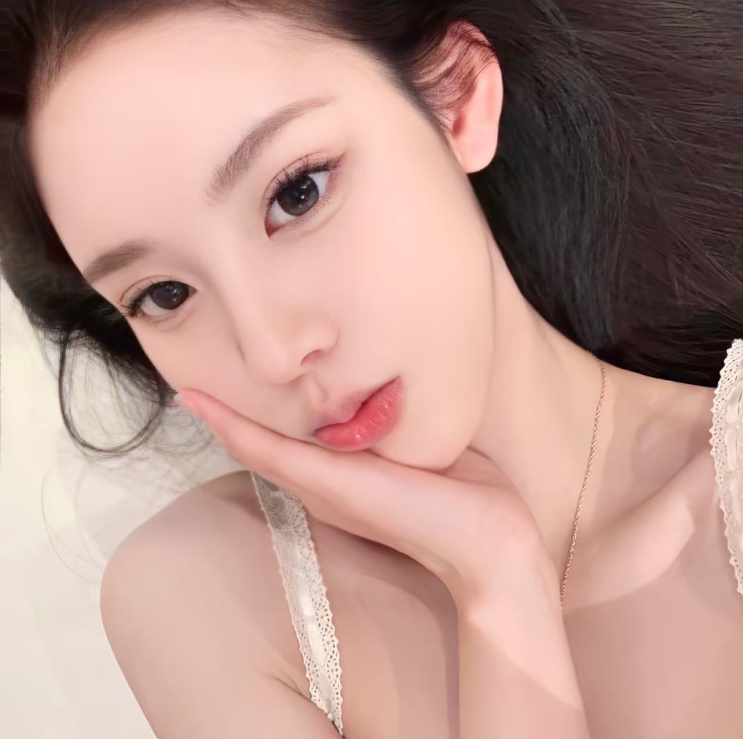 资阳伴游女生佛白易的资料