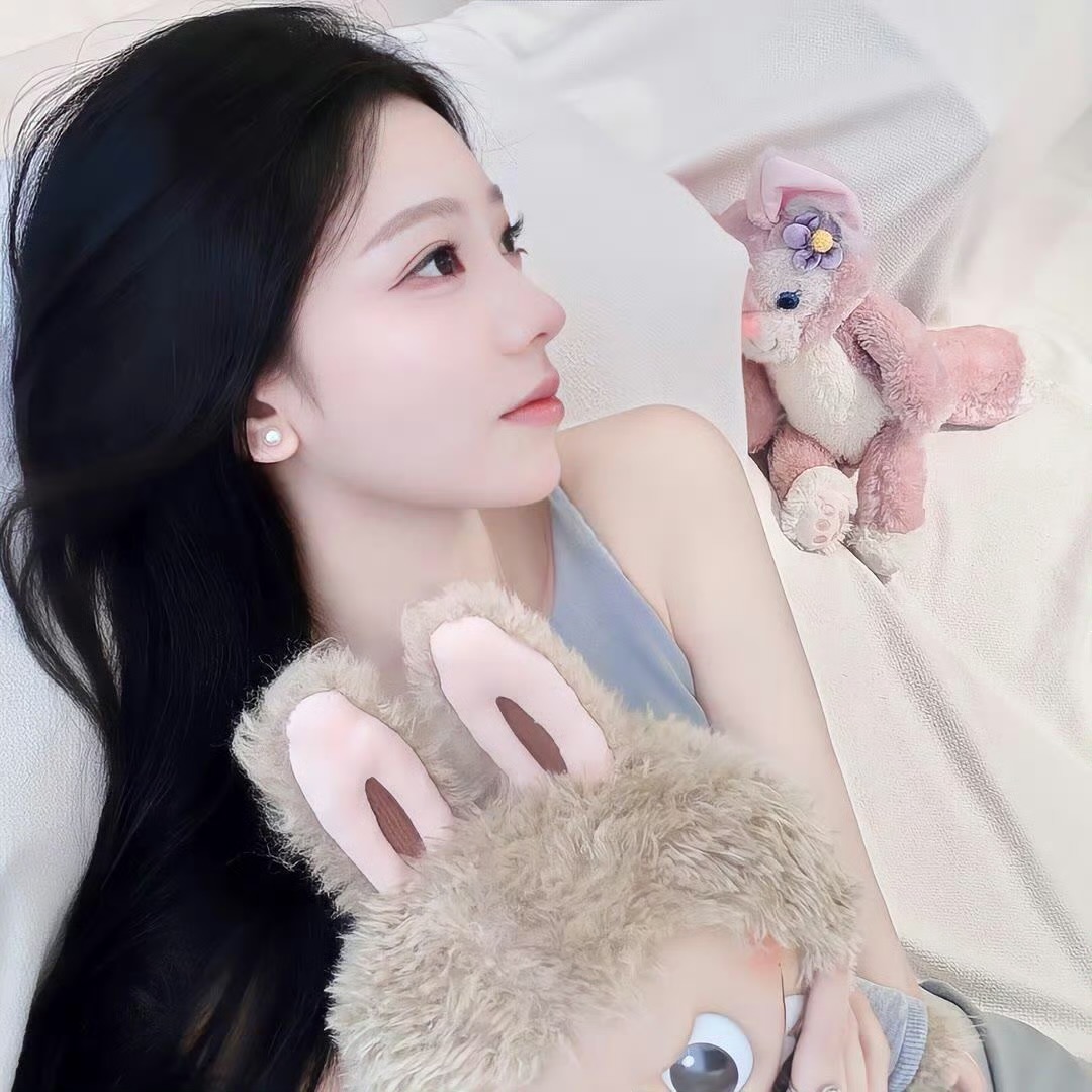 资阳伴游女生林雾眠的资料