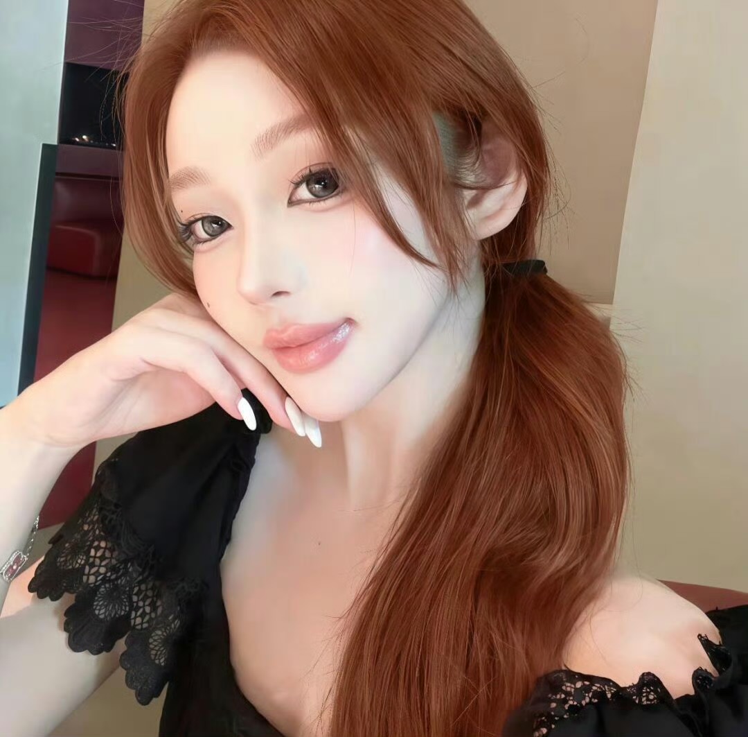 资阳伴游女生 | Victoria LiLI的资料
